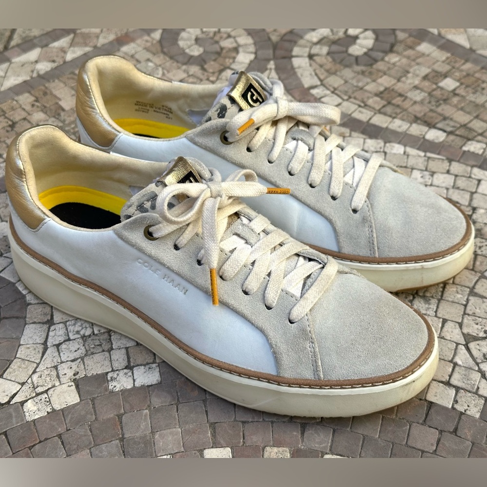 Cole Haan Grandpro Topspin Leather/Suede Sneaker Womens 8.5B White/Gray Casual